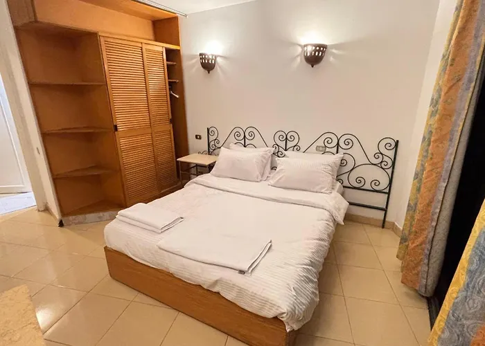 Bahia - Serviced - Sea View Aparthotel 3*